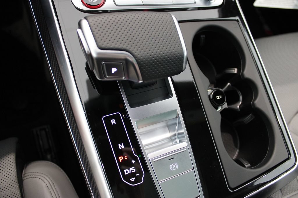 New 2026 Audi SQ8 Premium Plus AWD/4WD image 15