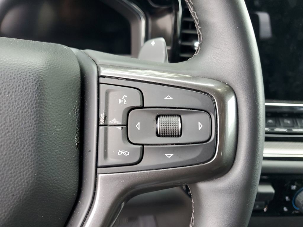 Used 2025 Chevrolet Silverado 1500 ZR2 w/ Technology Package image 26