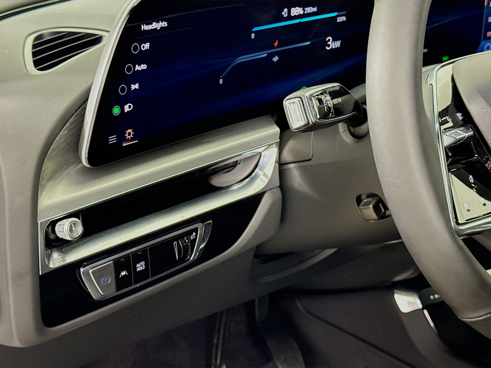 Used 2025 Cadillac Lyriq Sport RWD image 12