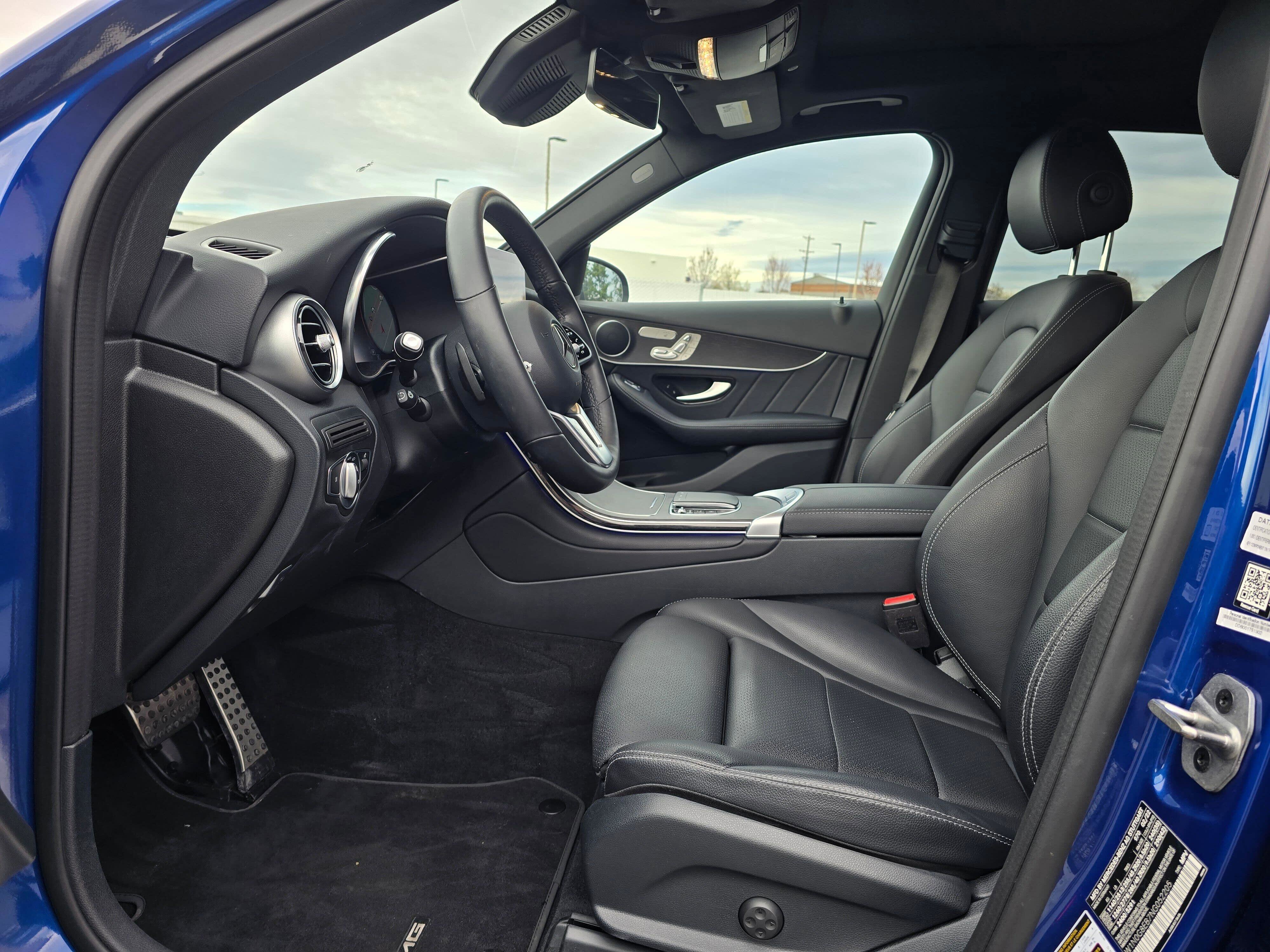 Used 2022 Mercedes-Benz GLC 300 4MATIC image 10
