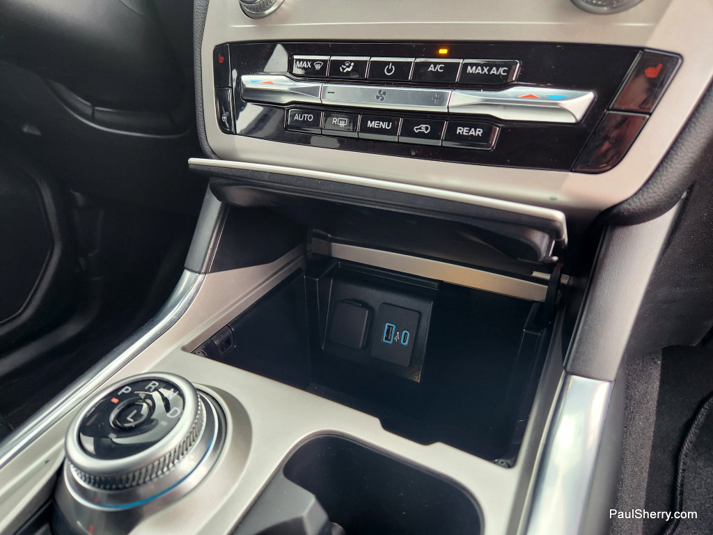 Used 2024 Ford Explorer XLT w/ Equipment Group 202A image 44