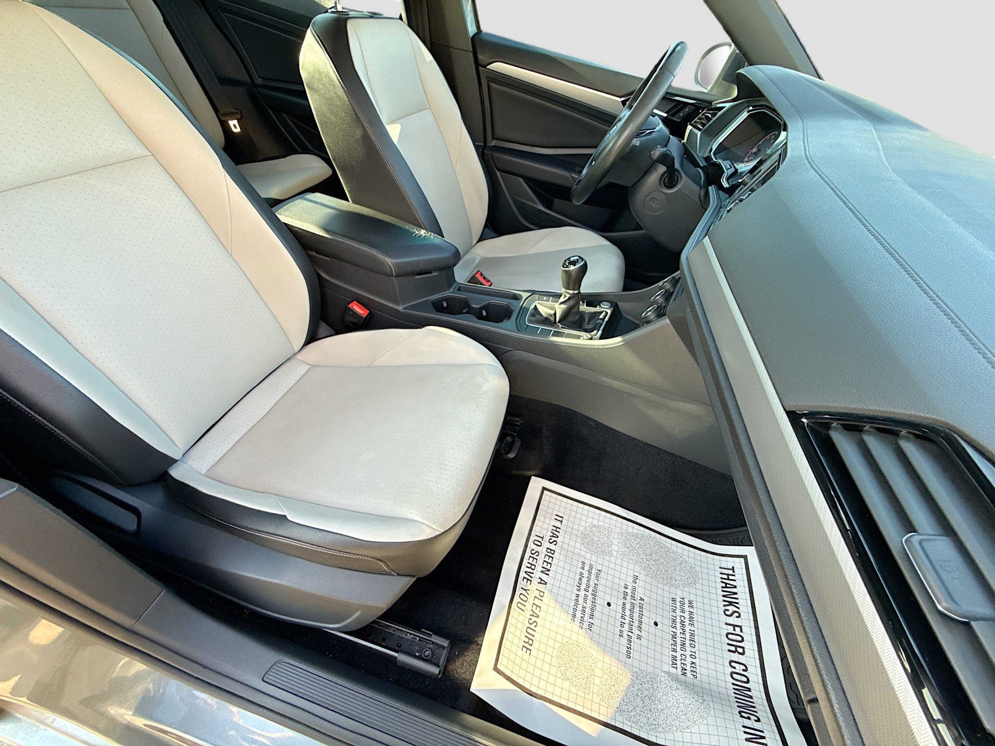 Used 2021 Volkswagen Jetta R-Line image 13