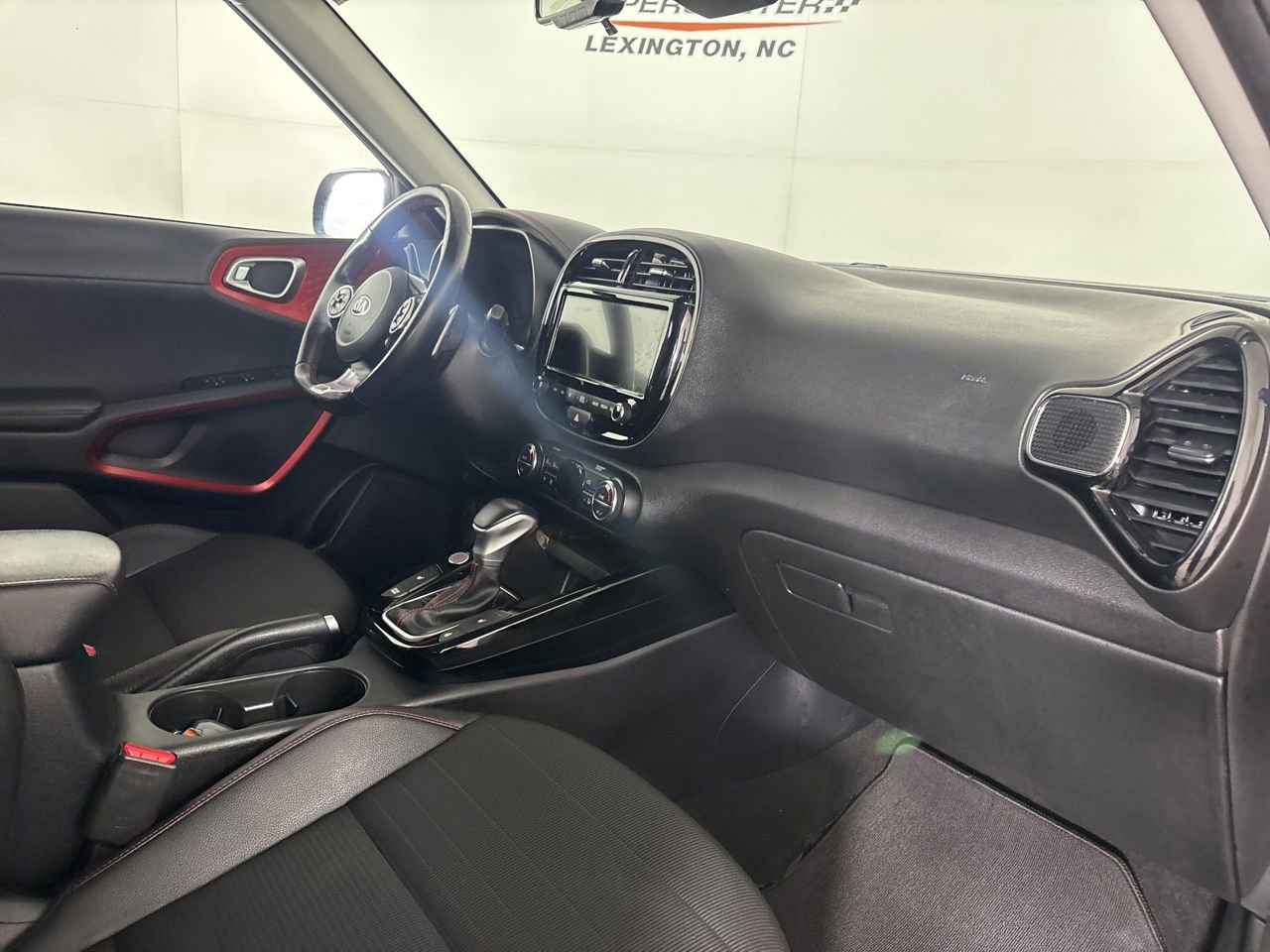 Used 2020 Kia Soul GT-Line Turbo image 32