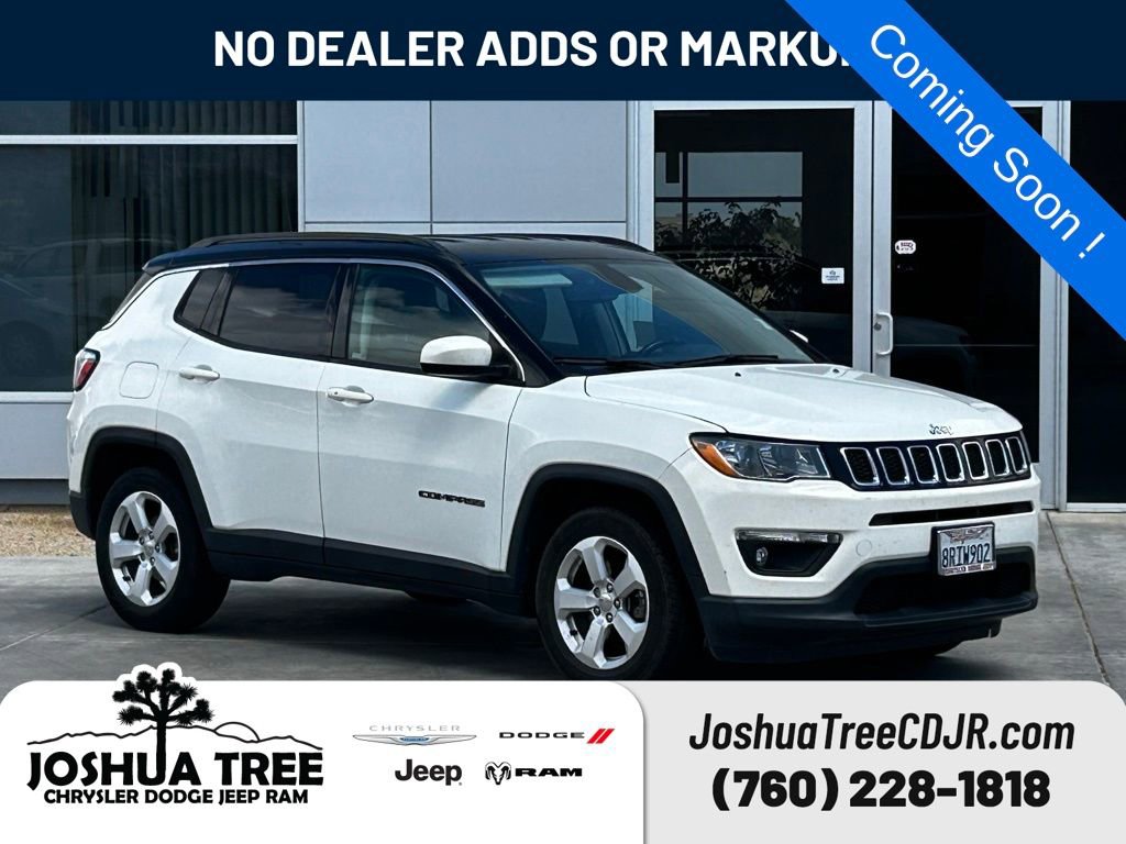 Used 2020 Jeep Compass Latitude image 1
