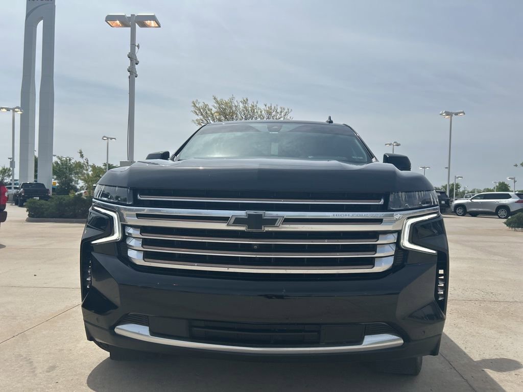 Used 2021 Chevrolet Tahoe High Country w/ Premium Package image 2
