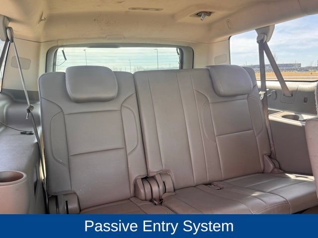 Used 2015 Chevrolet Suburban LTZ AWD/4WD image 32