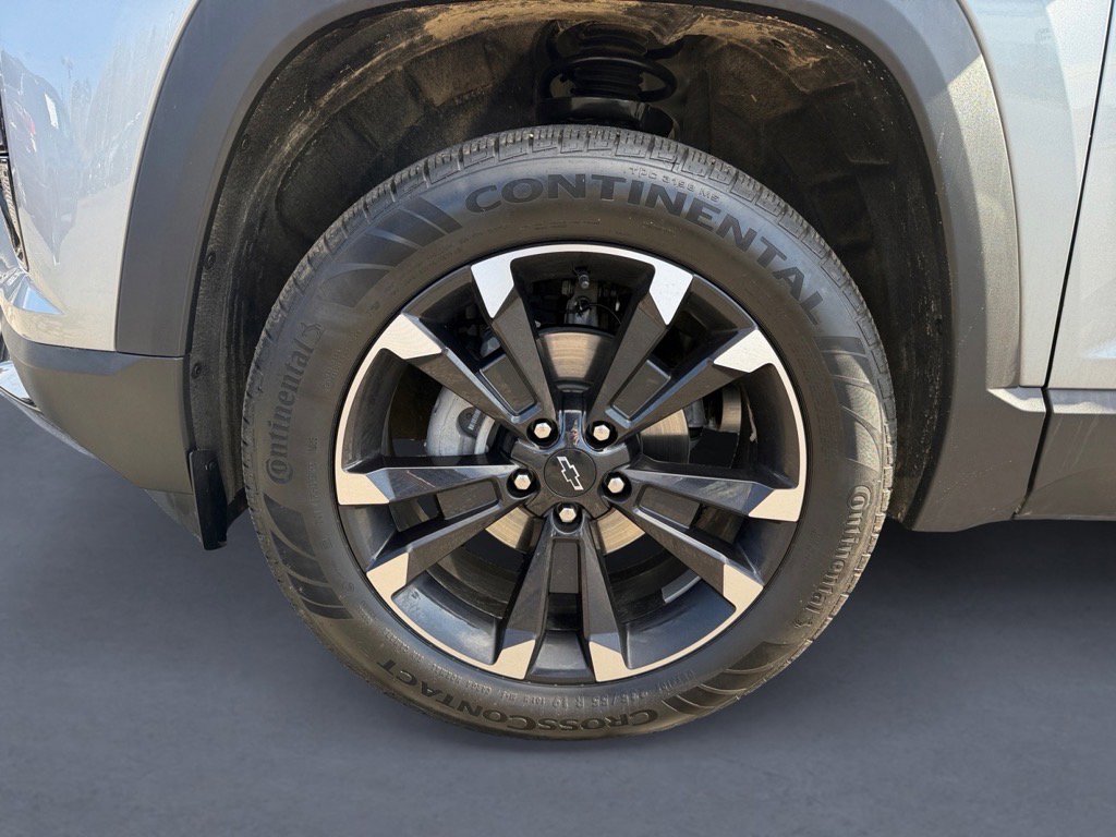 Used 2025 Chevrolet Equinox RS image 9