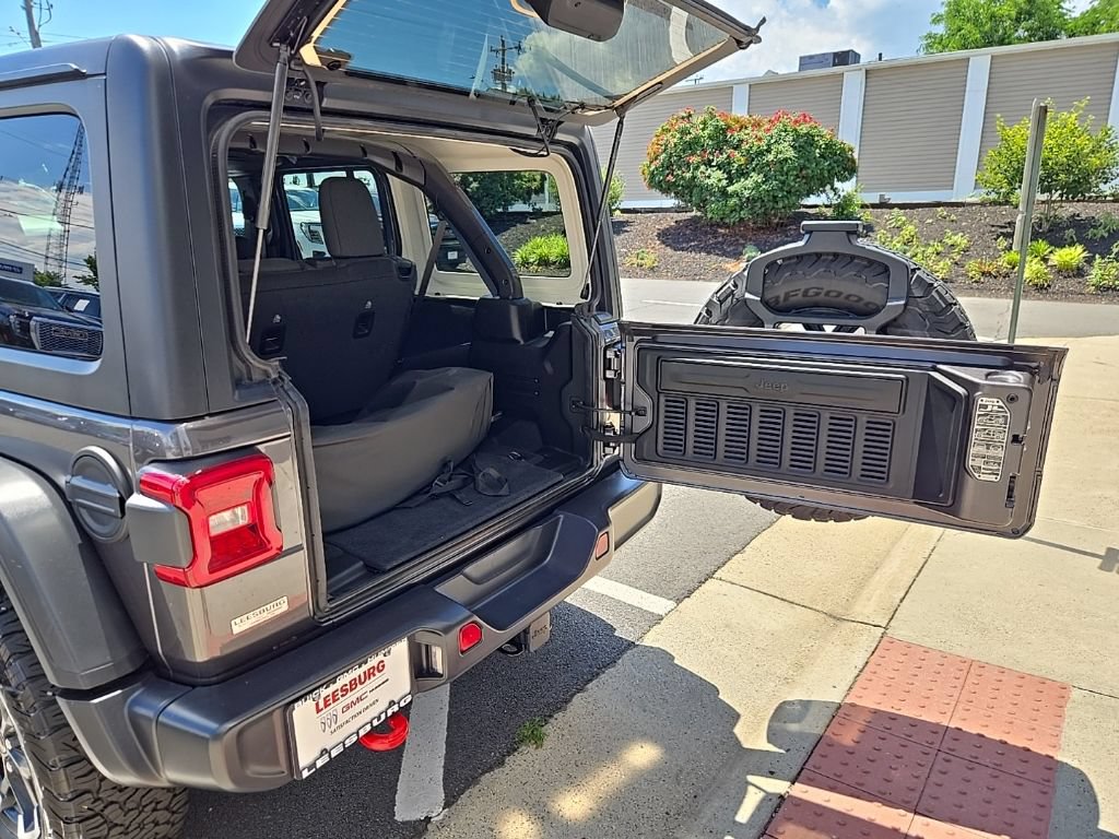 Used 2026 Jeep Wrangler Unlimited Rubicon AWD/4WD image 49