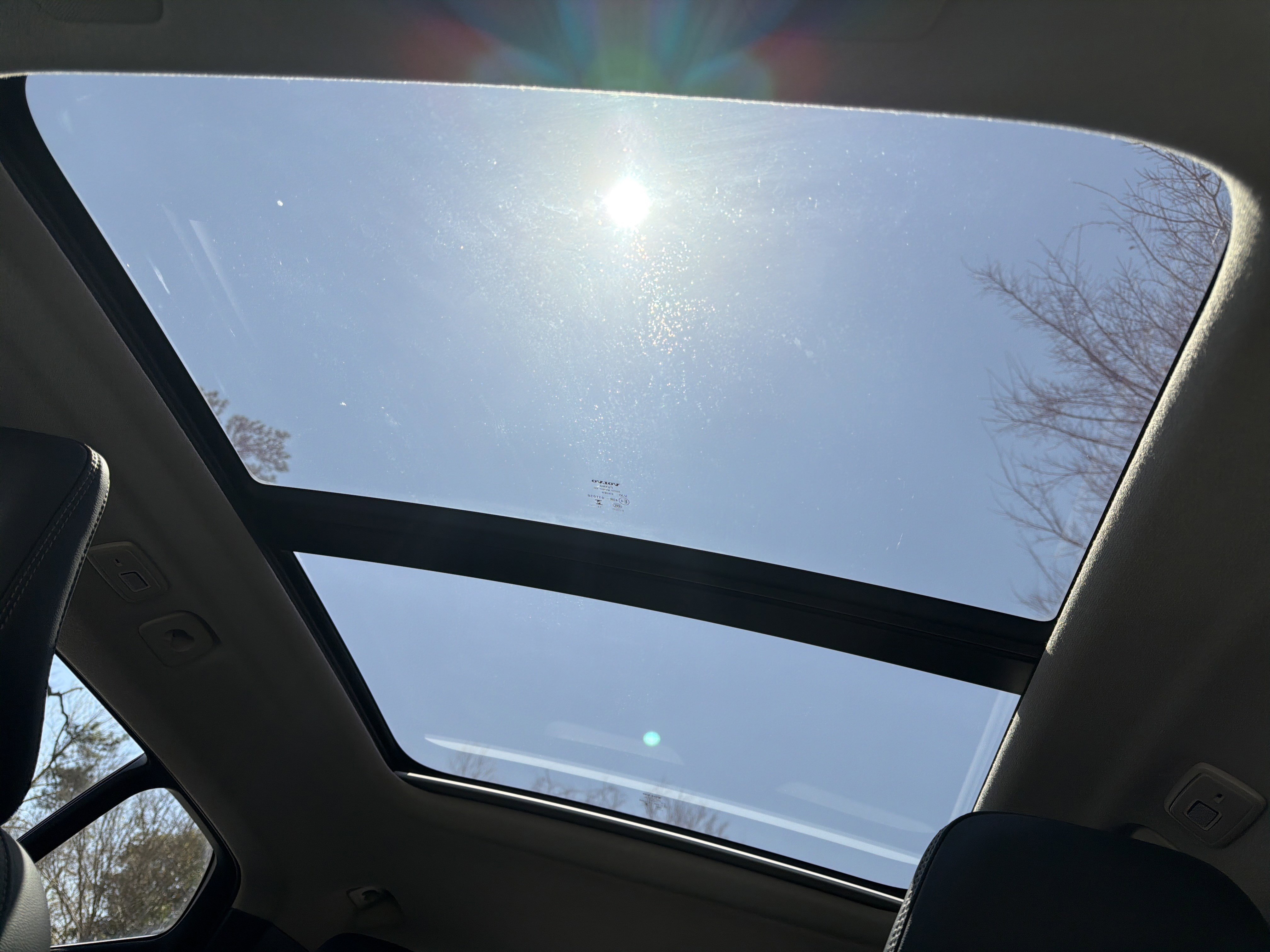 Certified 2025 Volvo XC40 B5 Core image 54