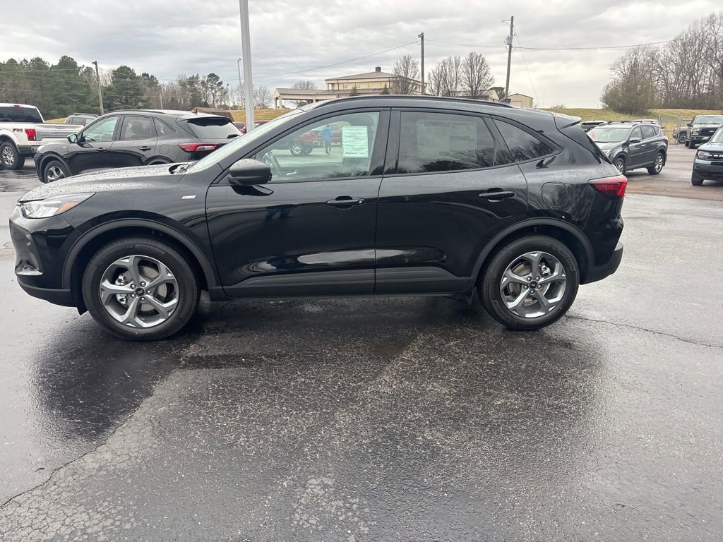 New 2026 Ford Escape ST-Line w/ Tech Pack #1 FWD image 11
