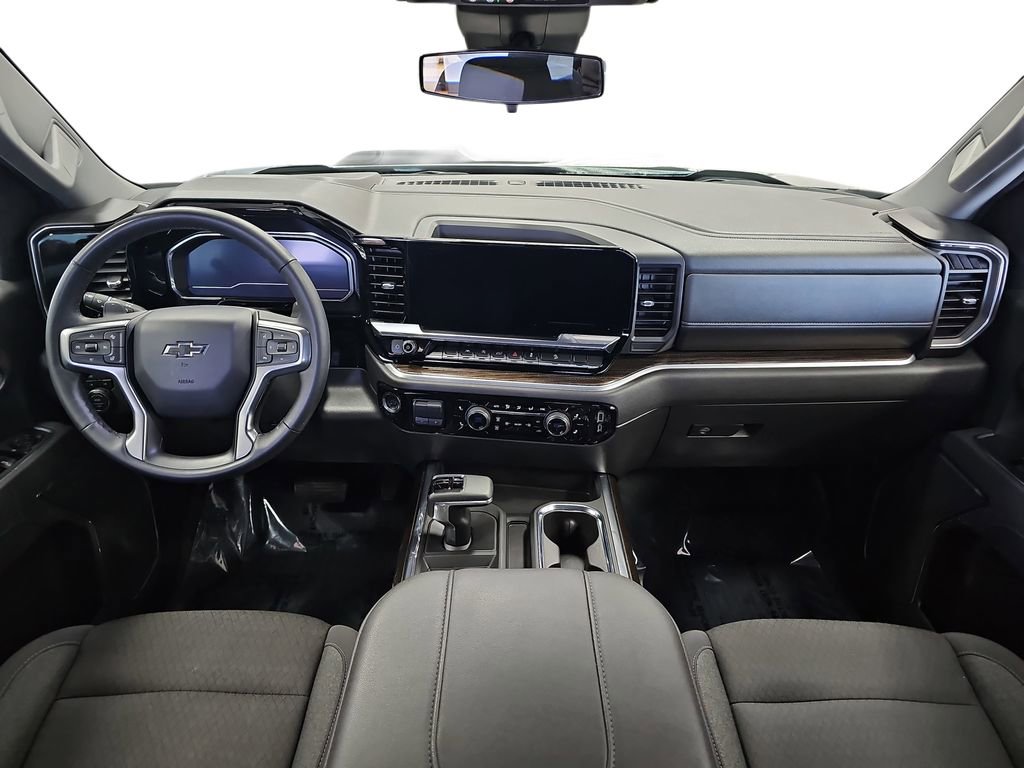 Used 2025 Chevrolet Silverado 1500 LT Trail Boss w/ Protection Package image 9