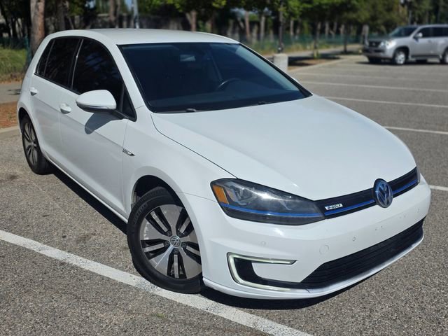 Used 2015 Volkswagen e-Golf SEL Premium FWD image 4