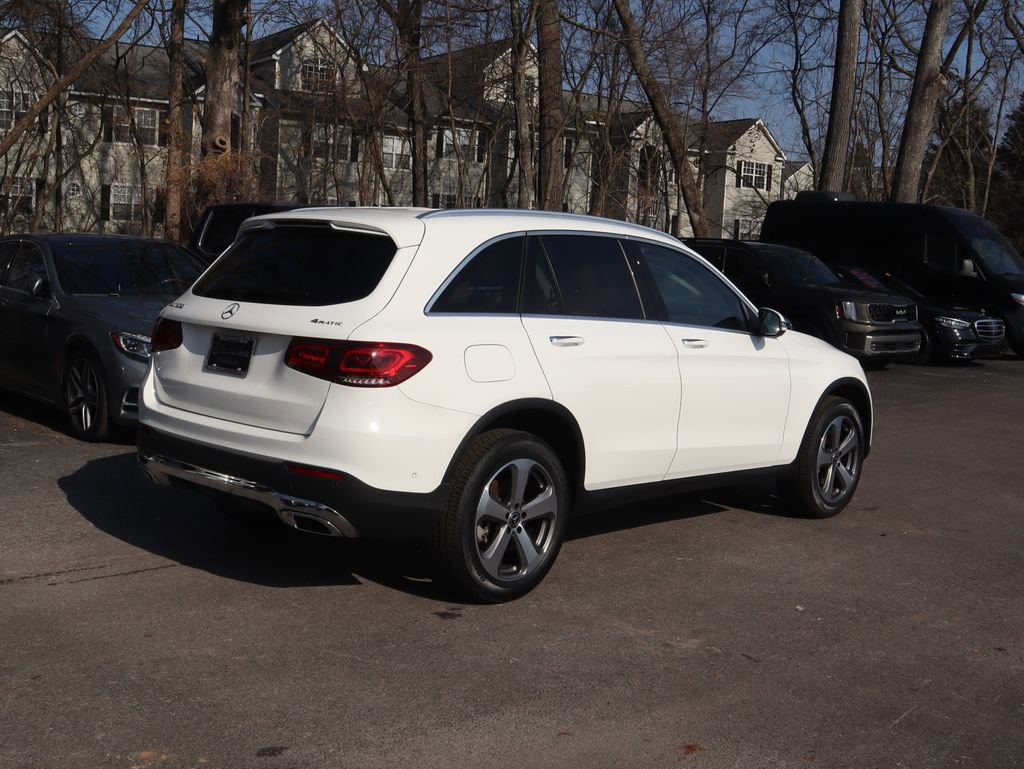 Certified 2022 Mercedes-Benz GLC 300 4MATIC w/ Premium Package Lite image 3