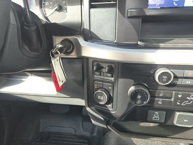 New 2025 Ford F550 4x4 Regular Cab Super Duty image 21