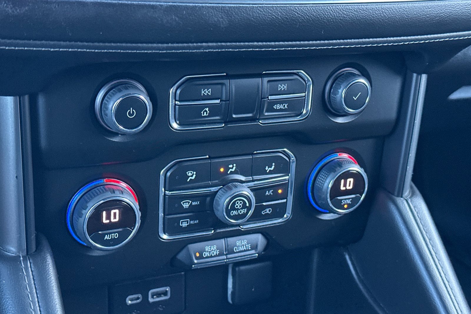 Used 2021 Chevrolet Tahoe LS image 21