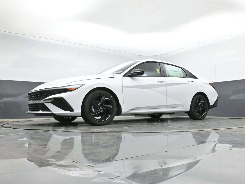 New 2026 Hyundai Elantra Sport image 10