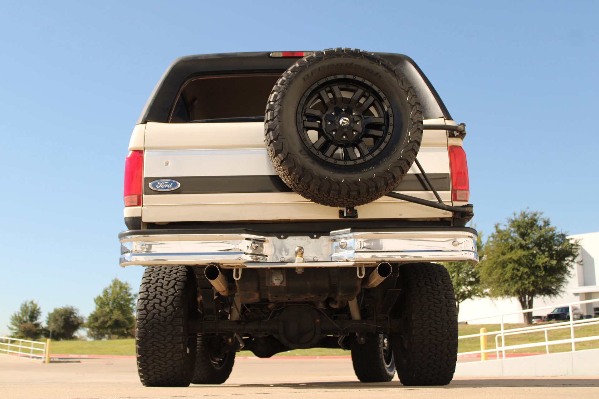 Used 1995 Ford Bronco Eddie Bauer AWD/4WD image 13
