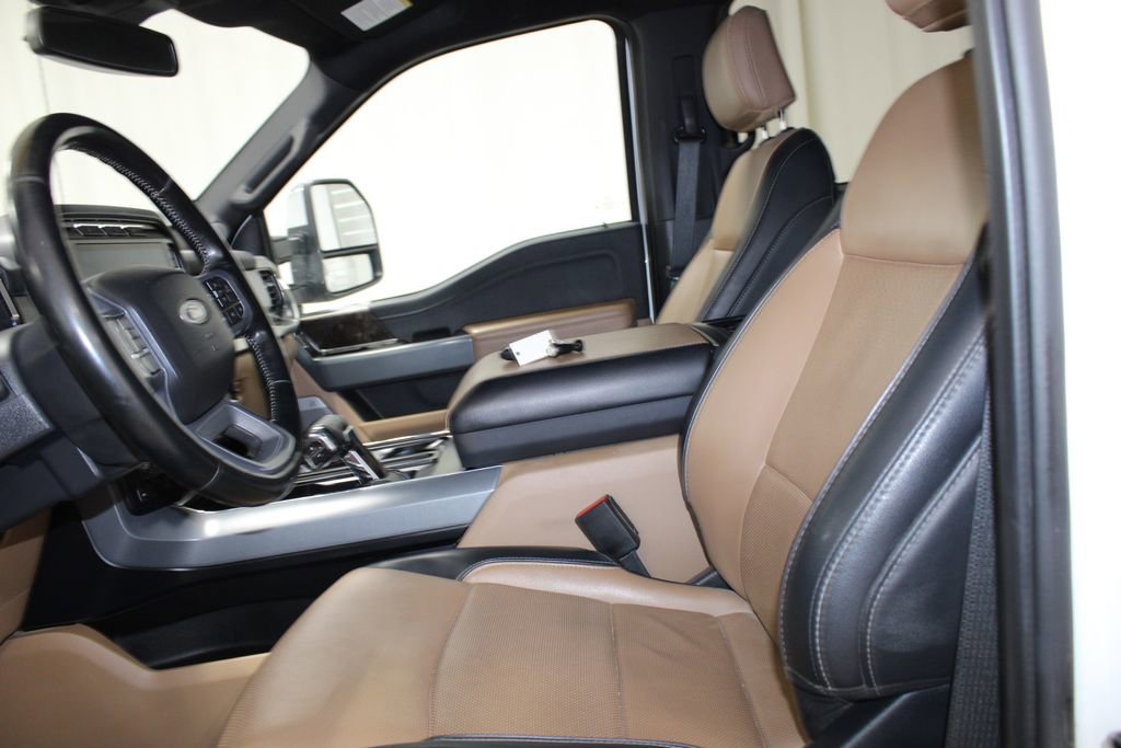 Used 2023 Ford F150 Lariat w/ Trailer Tow Package image 17