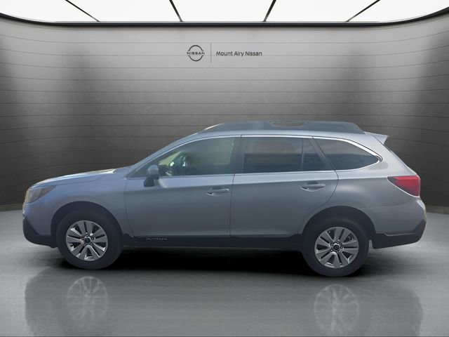 Used 2018 Subaru Outback 2.5i Premium w/ Popular Package #1 AWD/4WD image 7
