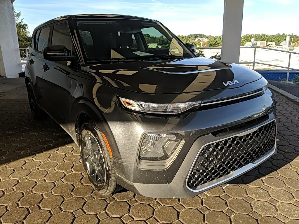 Used 2022 Kia Soul S image 3