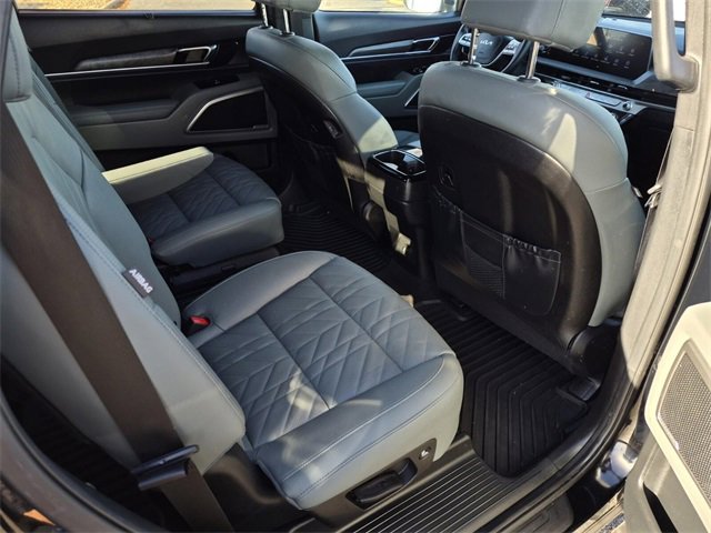 Used 2023 Kia Telluride EX X-Line image 17
