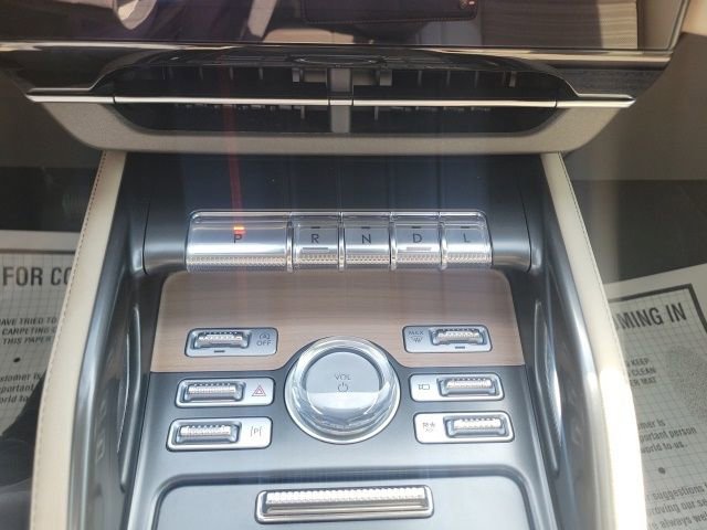 Certified 2024 Lincoln Nautilus Reserve w/ Equipment Group 202A AWD/4WD image 41