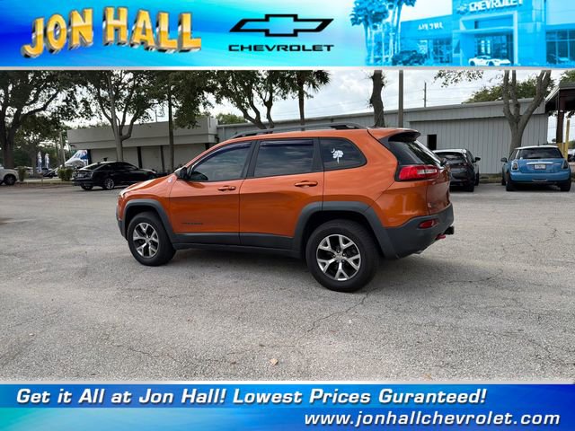 Used 2015 Jeep Cherokee Trailhawk w/ Comfort/Convenience Group AWD/4WD image 7