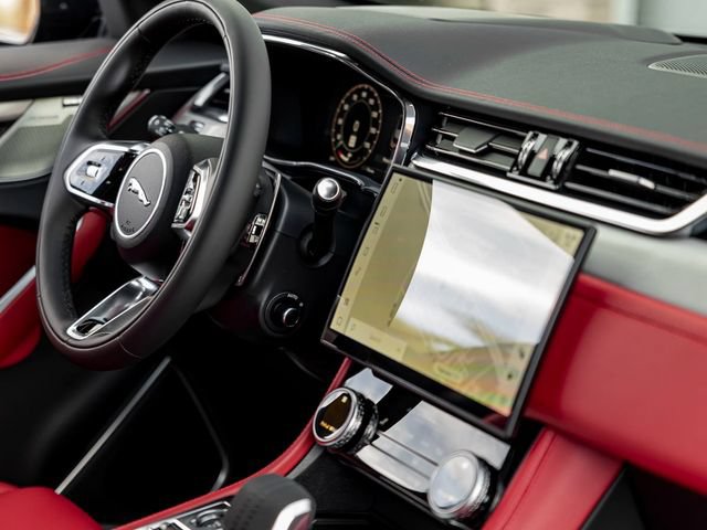 New 2026 Jaguar F-PACE R-Dynamic S AWD/4WD image 30