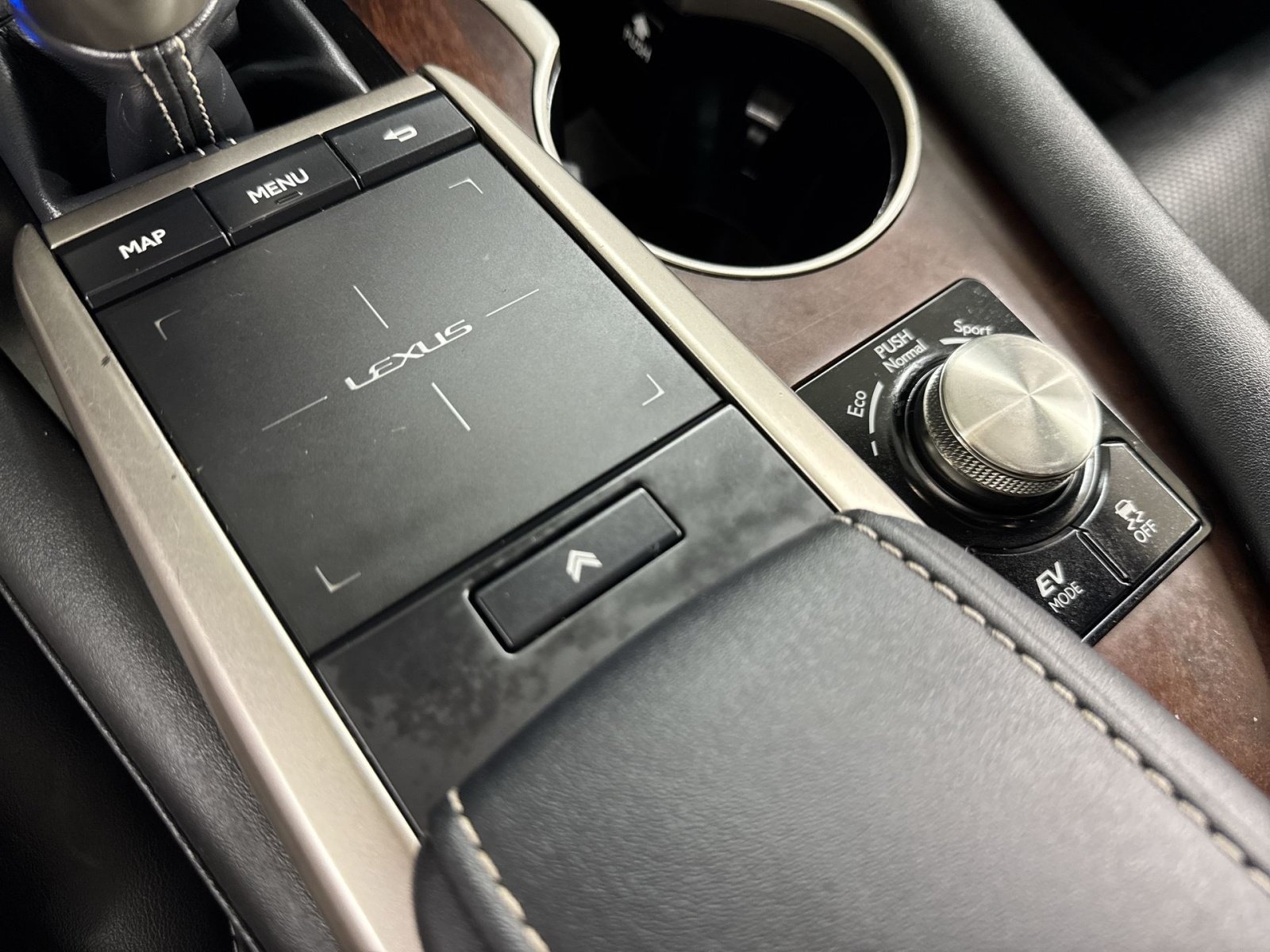 Used 2020 Lexus RX 450h AWD w/ Premium Package image 45