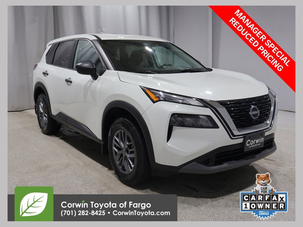Used 2022 Nissan Rogue S AWD/4WD image 1