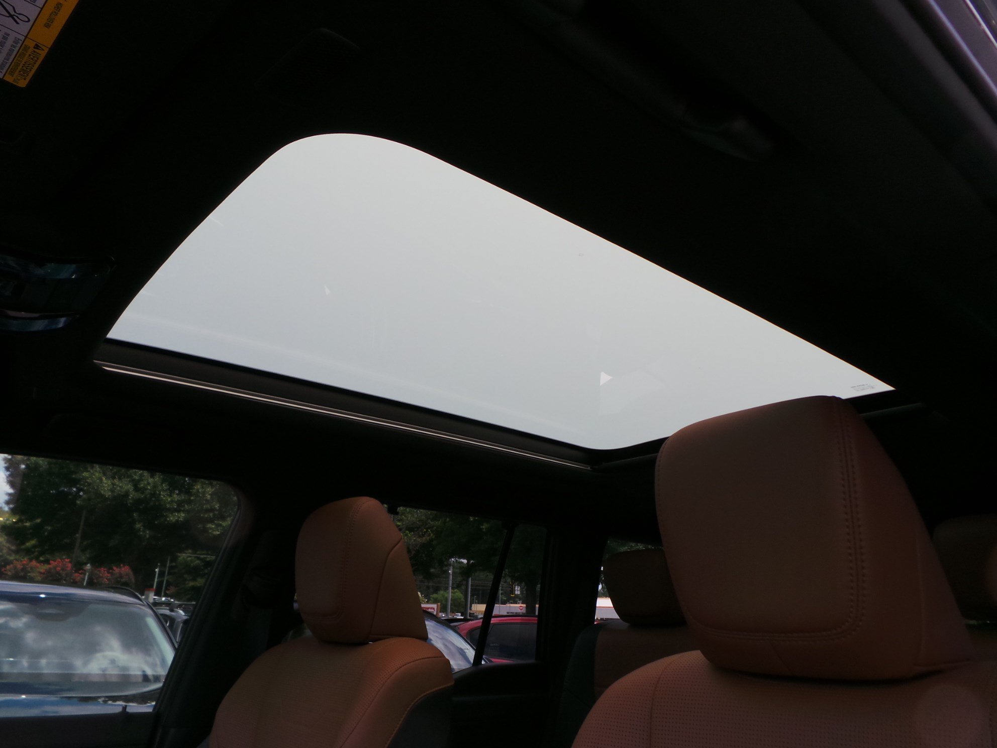 Used 2025 Lexus GX 550 w/ Cold Area Package AWD/4WD image 8