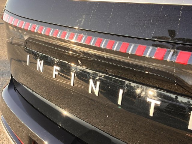 Certified 2025 INFINITI QX80 Luxe image 36