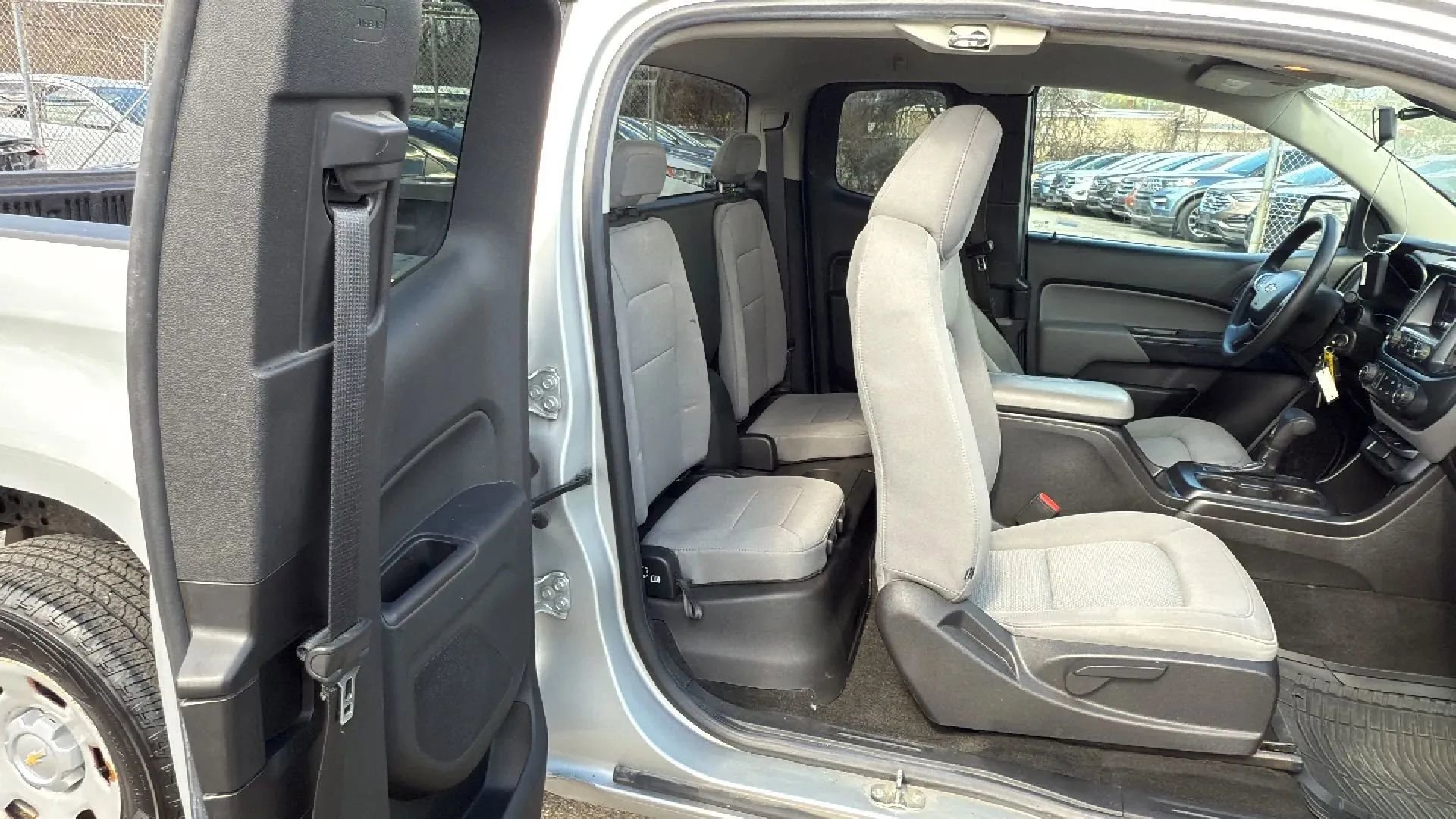 Used 2017 Chevrolet Colorado W/T w/ WT Convenience Package image 25