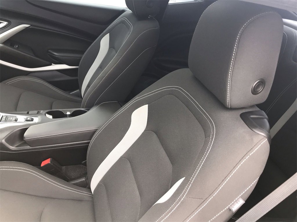 Used 2021 Chevrolet Camaro LT image 11