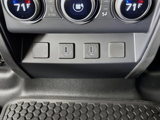 Used 2026 Land Rover Defender 110 X-Dynamic SE image 28