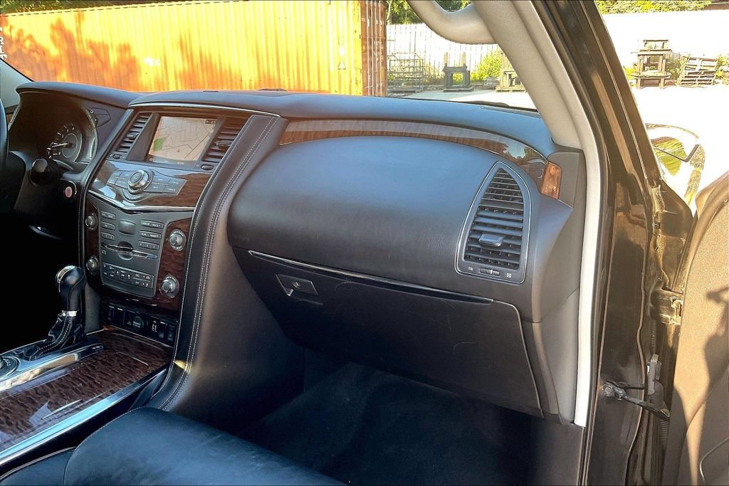 Used 2020 Nissan Armada SL w/ Premium Package AWD/4WD image 16