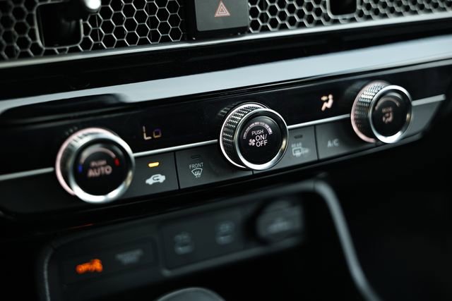 Certified 2025 Honda Civic Sport image 38