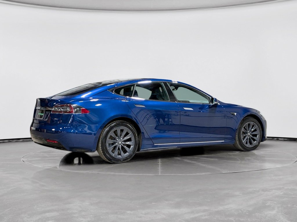 Used 2018 Tesla Model S 75D image 3
