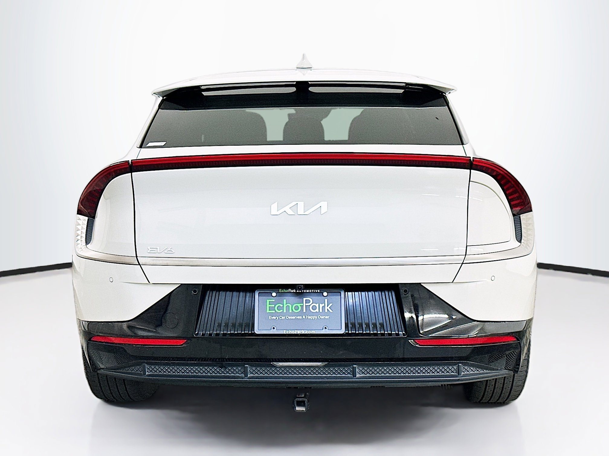Used 2024 Kia EV6 Wind w/ Wind Technology Package AWD/4WD image 7