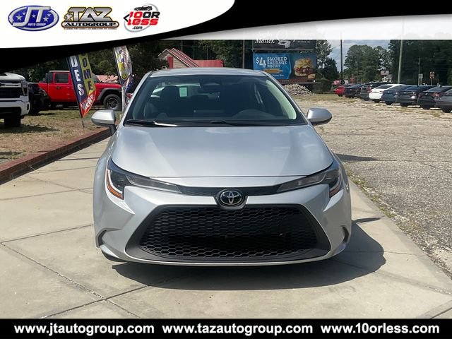 Used 2023 Toyota Corolla LE FWD image 2