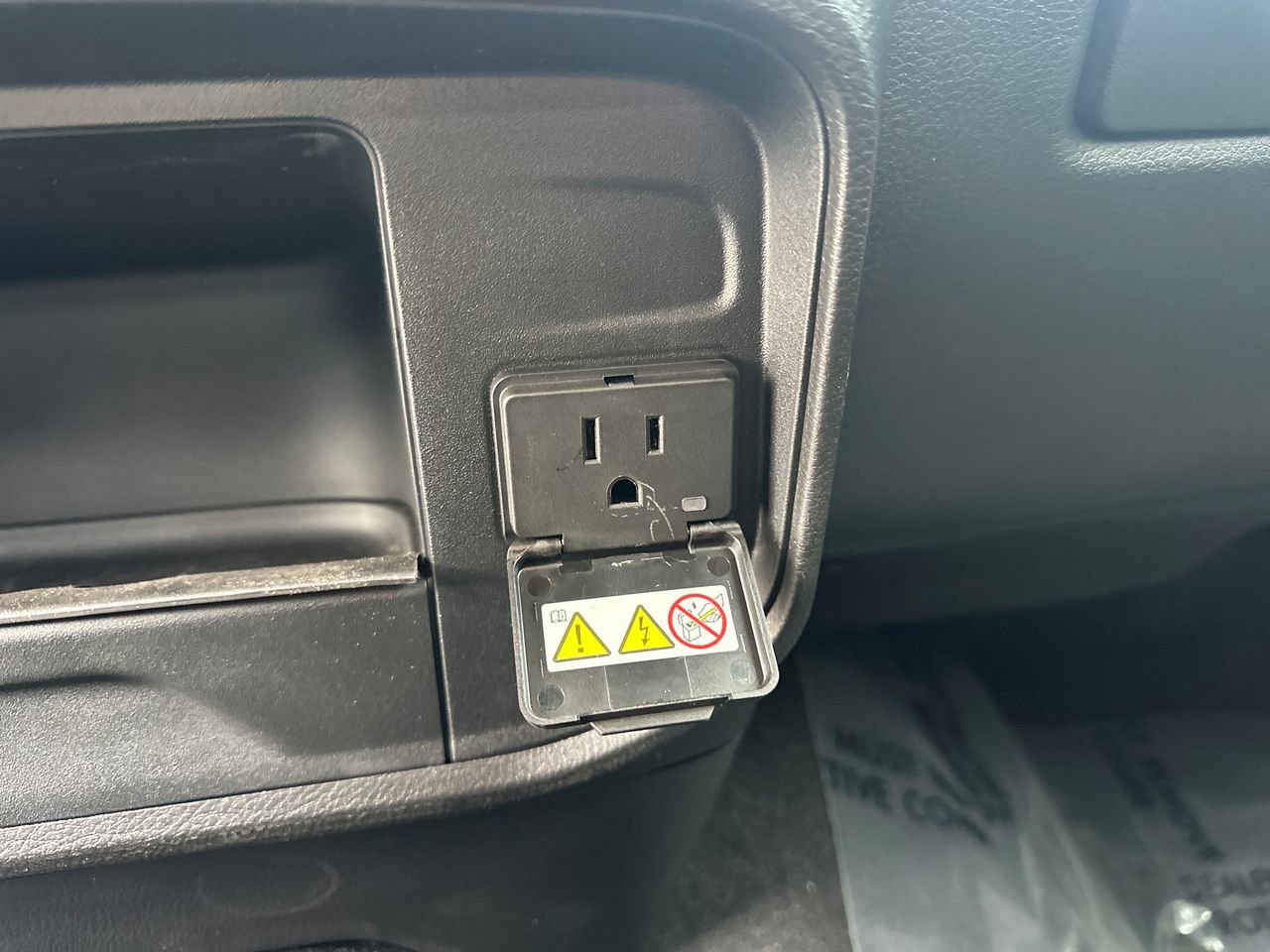 New 2025 RAM 2500 Tradesman image 18