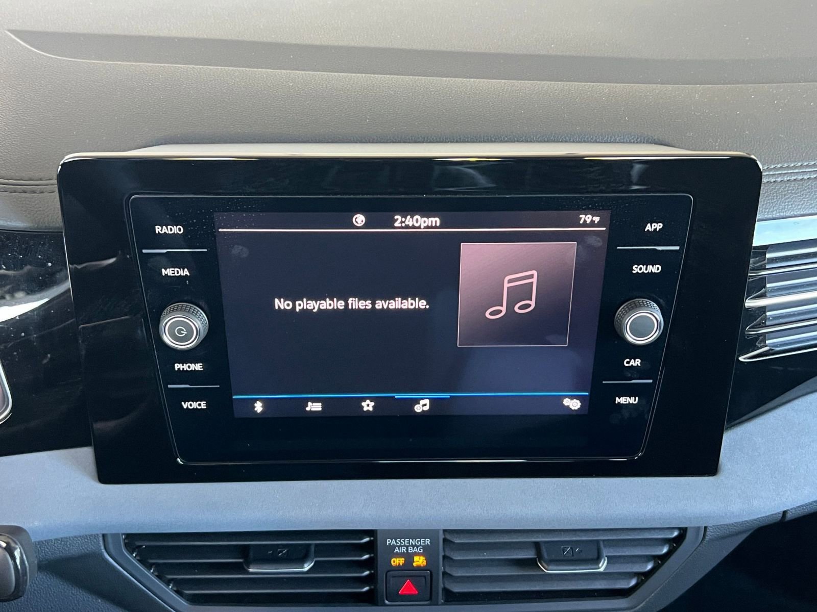 Used 2025 Volkswagen Jetta SE image 21