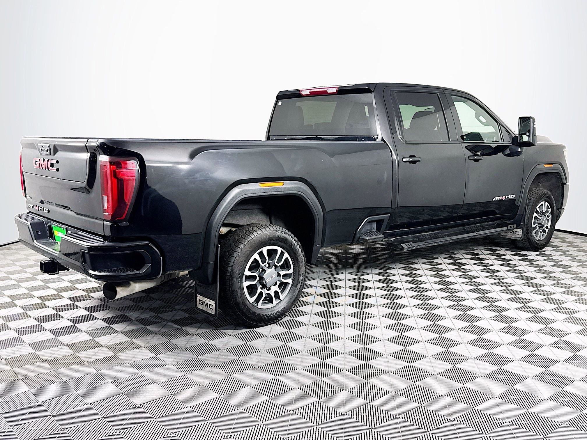 Used 2023 GMC Sierra 2500 AT4 AWD/4WD image 10