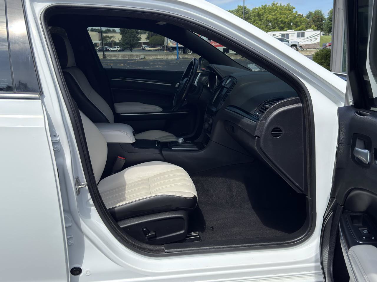 Used 2021 Chrysler 300 S RWD image 18