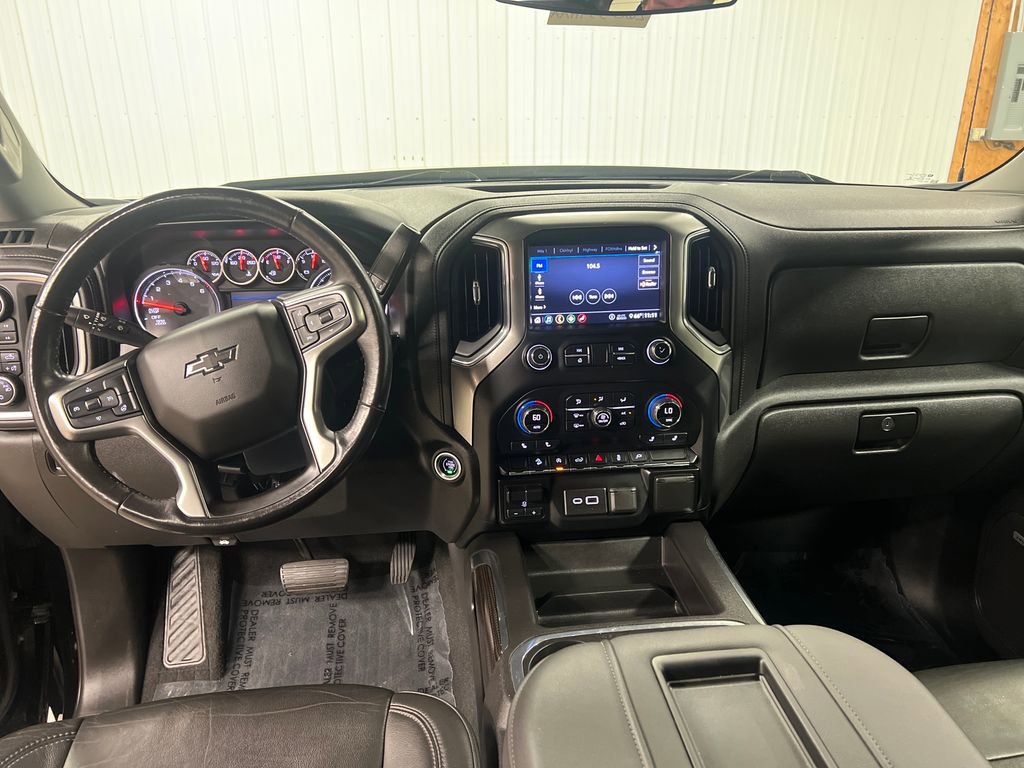 Certified 2020 Chevrolet Silverado 1500 RST image 17