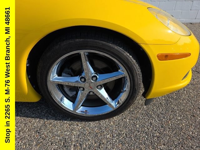 Used 2011 Chevrolet Corvette Coupe w/ Preferred Equipment Group RWD image 6