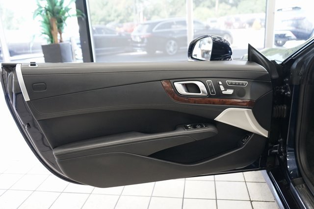Used 2015 Mercedes-Benz SL 550 image 27