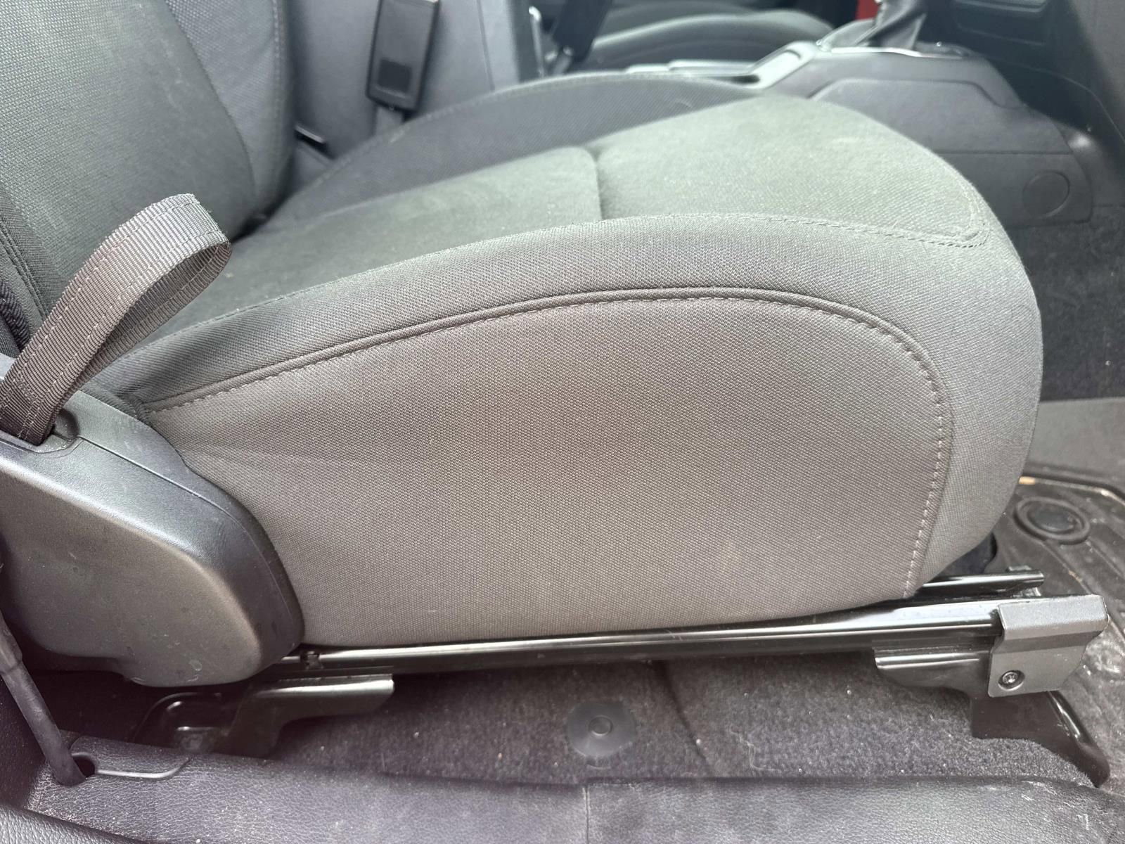 Used 2023 Jeep Wrangler Sport image 11