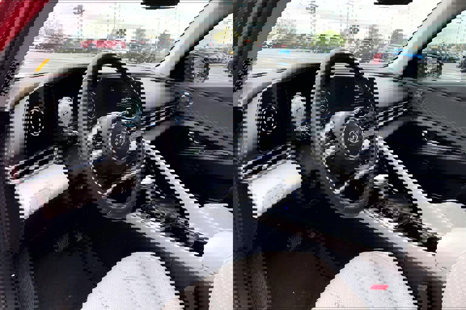 Used 2021 Hyundai Elantra Limited image 17