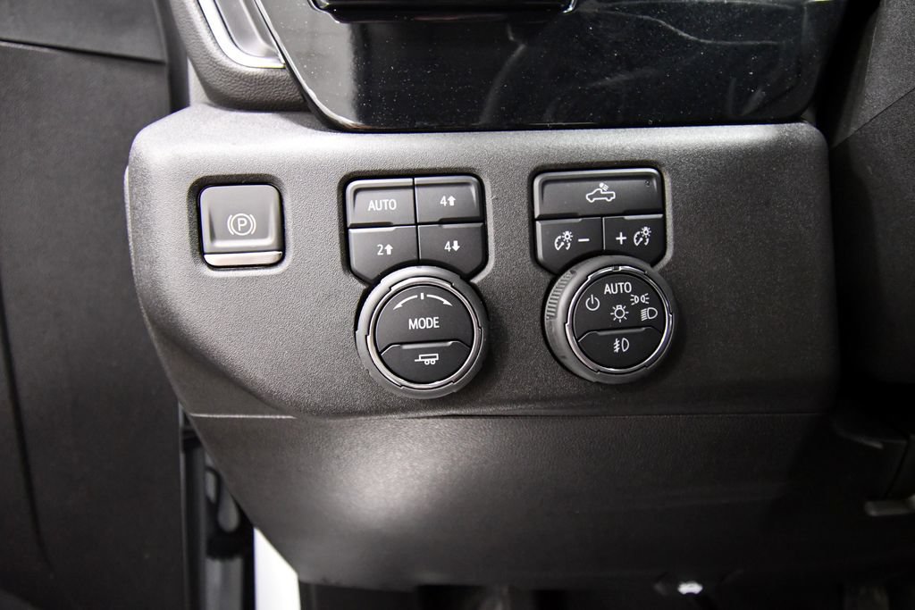 Used 2024 Chevrolet Silverado 2500 LT w/ Convenience Package AWD/4WD image 15